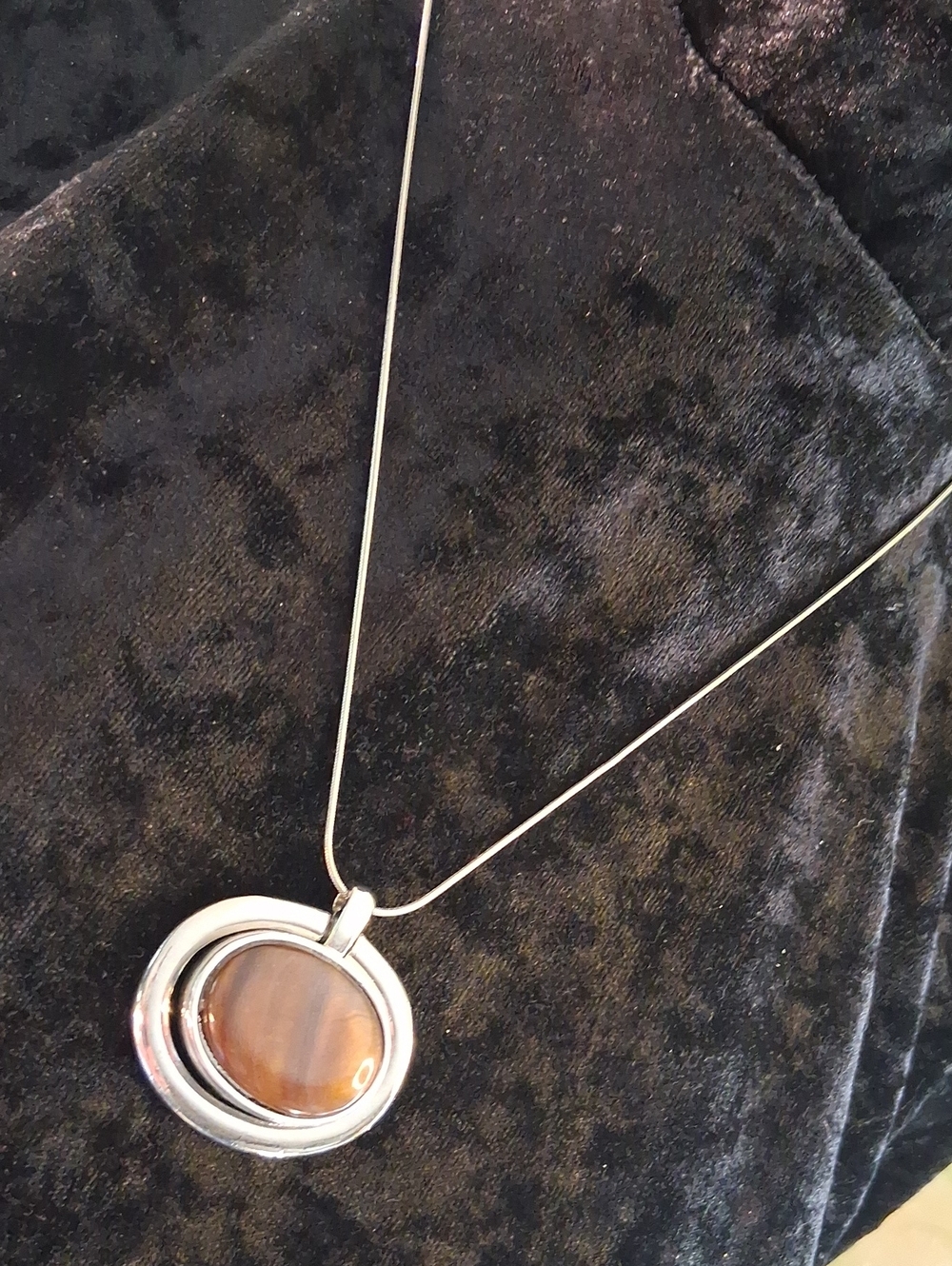 Sterling Silver Pendant Necklace with Brown Tiger's Eye Stone